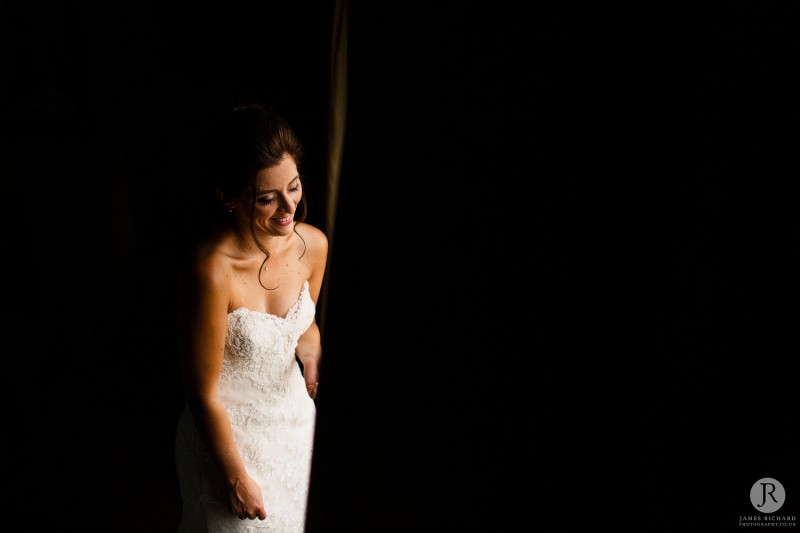 bridal portrait at the Bell Hotel
